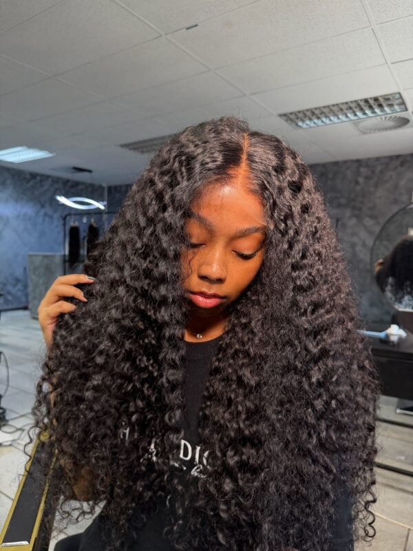 photo The Empress Curl unit